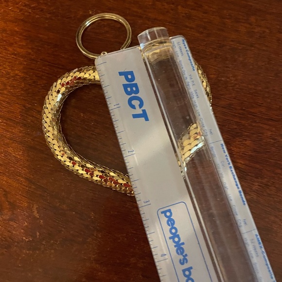 Whiting Davis Gold heart key ring - Picture 4 of 4